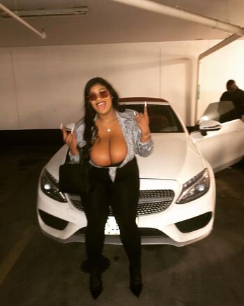 Full leaked Pinklopezmafia private photo