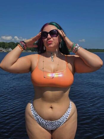 Full leaked Pinklux private photo
