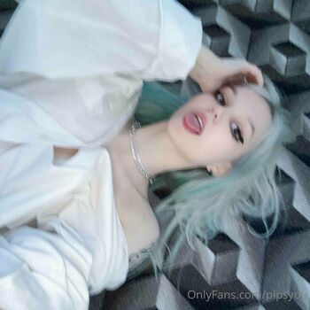 Full leaked Pipsikk page private onlyfans photo