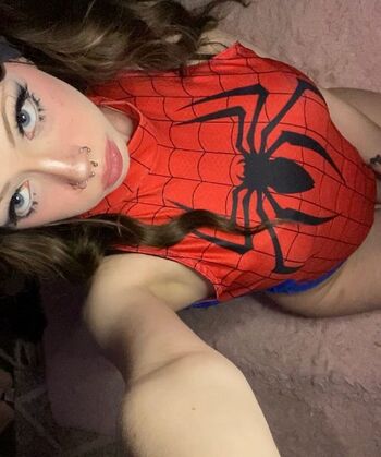 Full leaked Pipssqueakss private photo