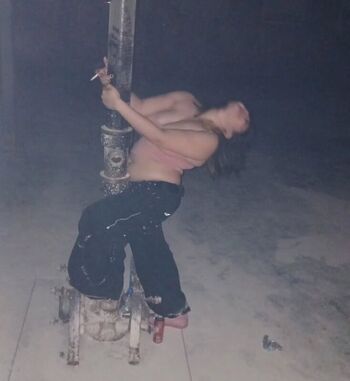 Full leaked Pissbury private photo