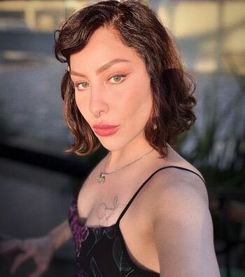 Full leaked Pitty private photo