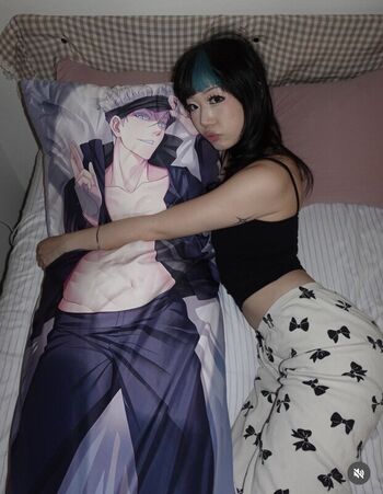 Full leaked Piumeimei private photo