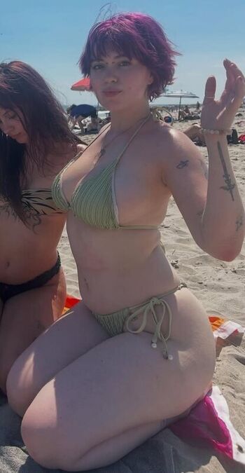Full leaked Pixxi private photo