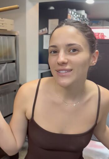 Full leaked Pizzeria baddies page private onlyfans photo