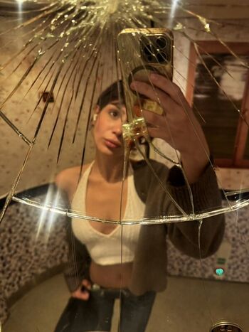 Full leaked Pohuii private photo