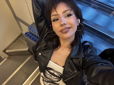 Full leaked Pohuii private photo