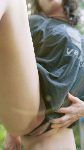 Full leaked Pokket private onlyfans photo