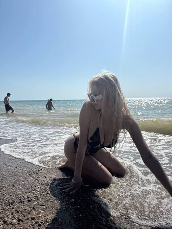 Full leaked Polina li private onlyfans photo