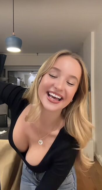 Full leaked Polinaarvvv private photo