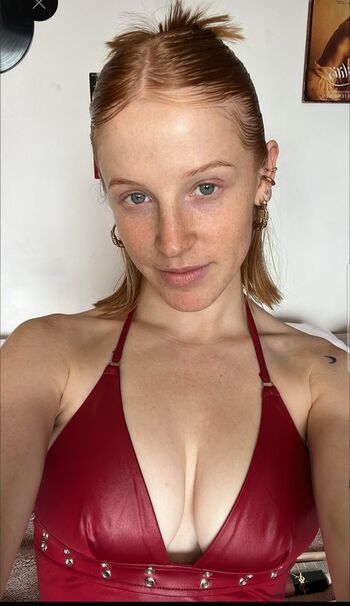 Full leaked Polluxcia private photo