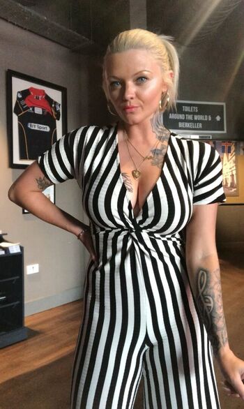 Full leaked Polly james private photo