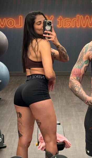 Polyana Viana