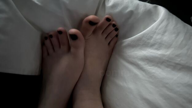 Full leaked Pommy private onlyfans photo