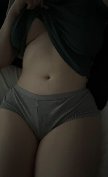 Full leaked Pommy private photo