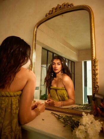 Full leaked Pooja hegde private photo