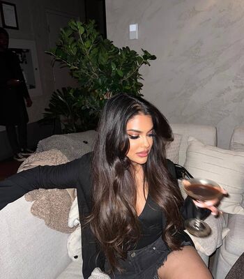 Full leaked Pooja mart private onlyfans photo