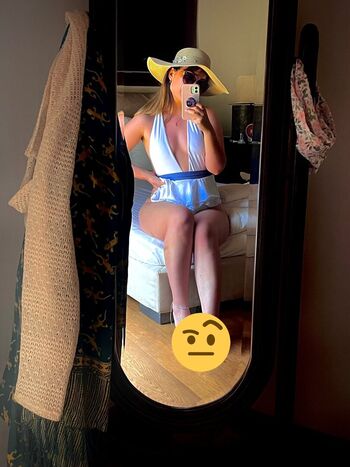 Full leaked Poopernoodle private photo
