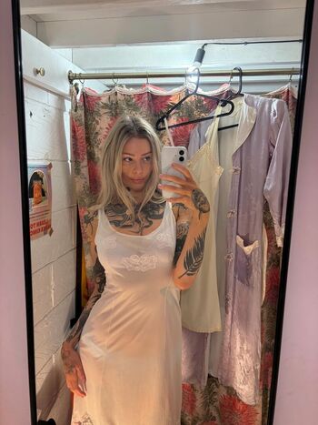 Full leaked Poppy moon private photo