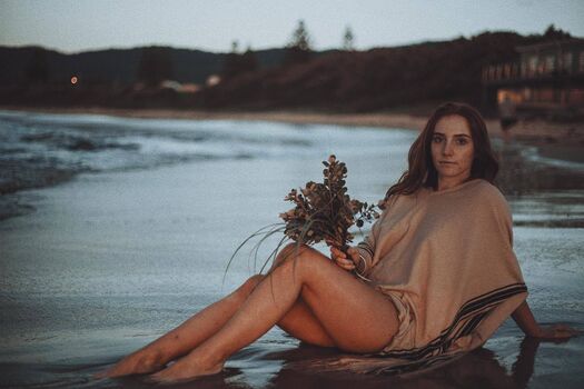 Full leaked Poppy private photo