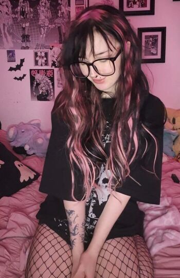 Full leaked Poppypawzz private onlyfans photo