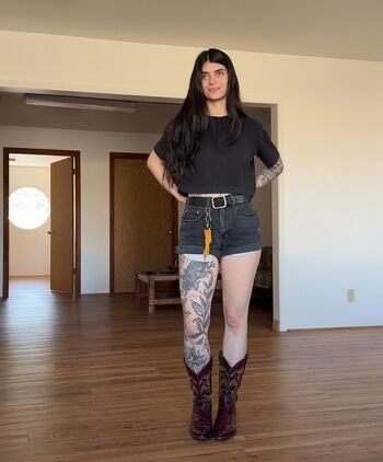 Full leaked Posieland private photo
