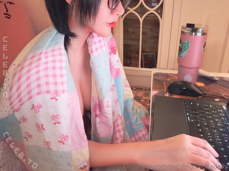 Full leaked Potato godzilla private photo