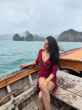 Full leaked Prachi singla private photo