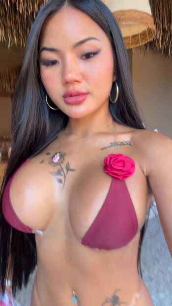 Full leaked Praewbrownie private photo