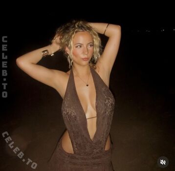 Full leaked Pretendingberosalie private onlyfans photo