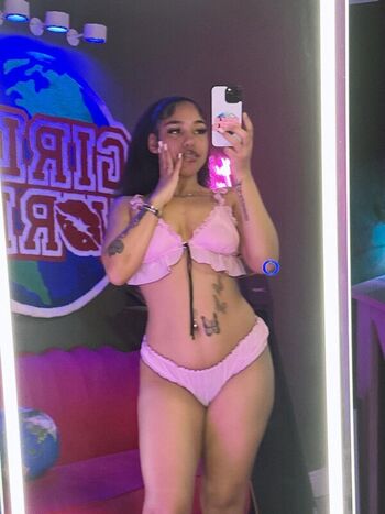Full leaked Pretttymaraaa private photo