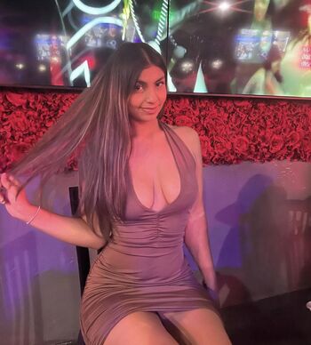 Full leaked Prettyassdee private onlyfans photo