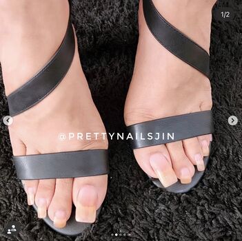 Full leaked Prettynailsjin private onlyfans photo