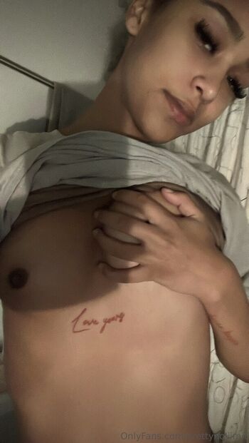 Full leaked Prettynolimit private photo