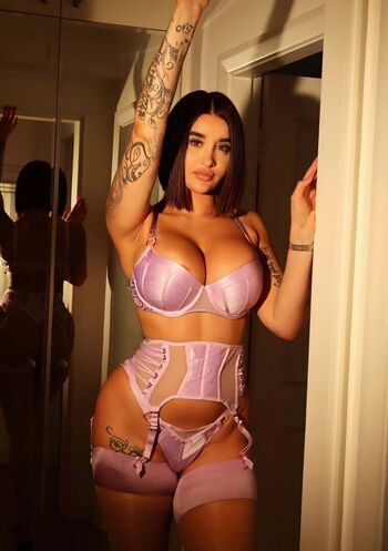 Full leaked Pri y a private onlyfans photo