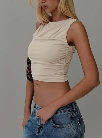 Full leaked Princess polly private photo
