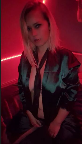 Full leaked Princesse coquine page private photo