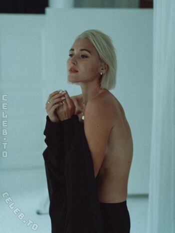 Full leaked Princessmaikelea private photo