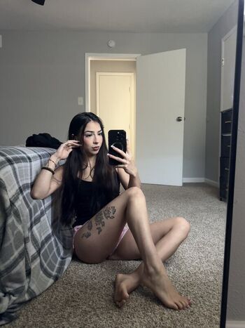 Full leaked Princesssel private photo