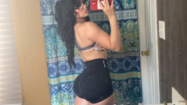 Full leaked Prisluvsyou private photo