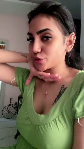 Full leaked Priya naidu private photo