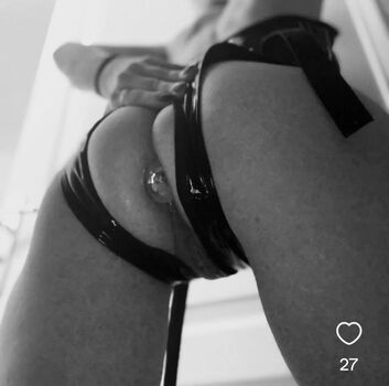 Full leaked Promiseimfunny private photo