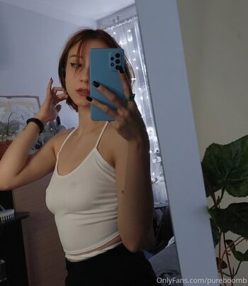 Full leaked Pure carlyy private photo