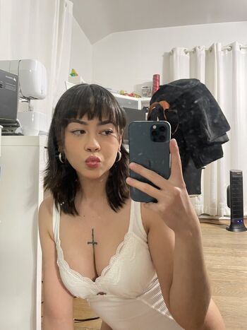 Full leaked Pwettyplis private onlyfans photo