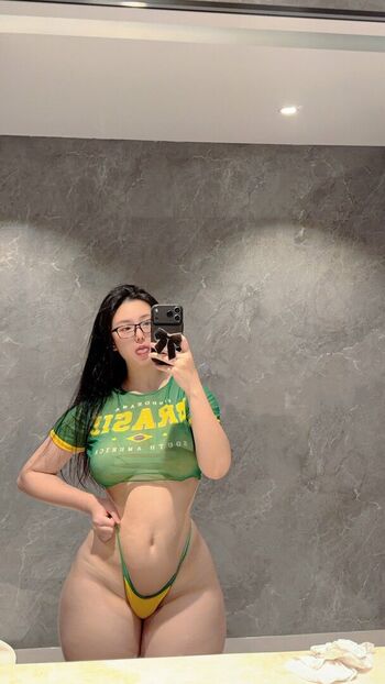 Full leaked Qiaoniutt private photo