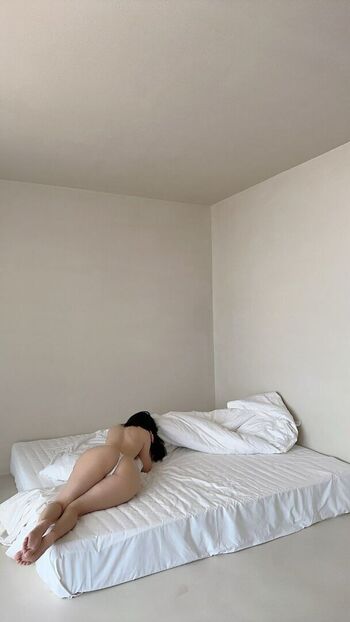 Full leaked Qiaoniutt page private photo
