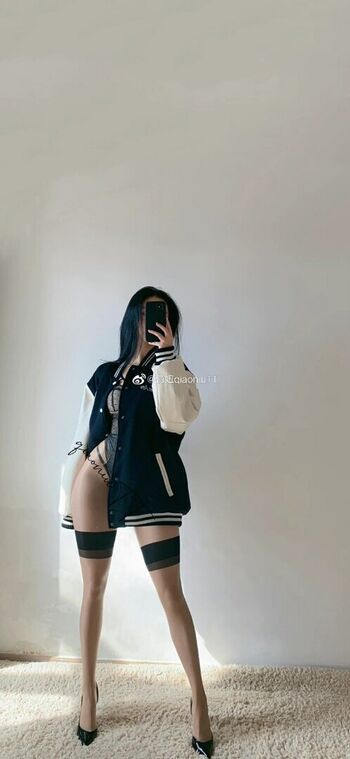 Full leaked Qiaoniutt page private photo