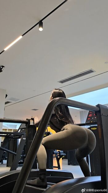 Full leaked Qiaoniutt qiaoniu qiaoniutt qiaoniu page private onlyfans photo