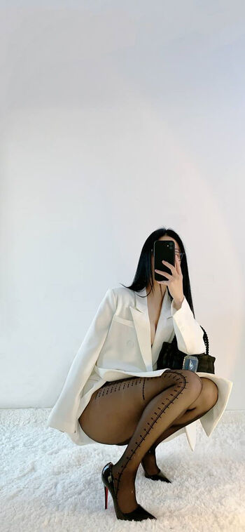 Full leaked Qiaoniutt qiaoniu qiaoniutt qiaoniu page private onlyfans photo