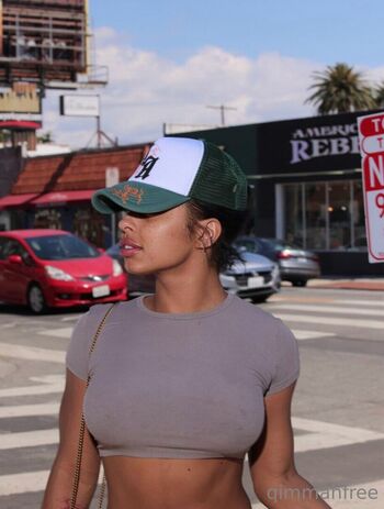 Full leaked Qimmahrussofree private onlyfans photo